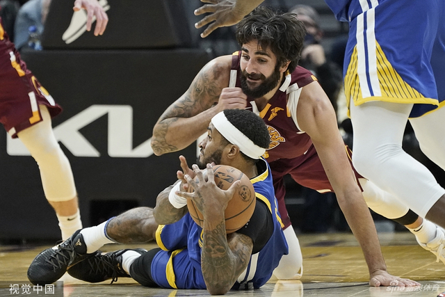 群众的猎奇 群众的猎奇